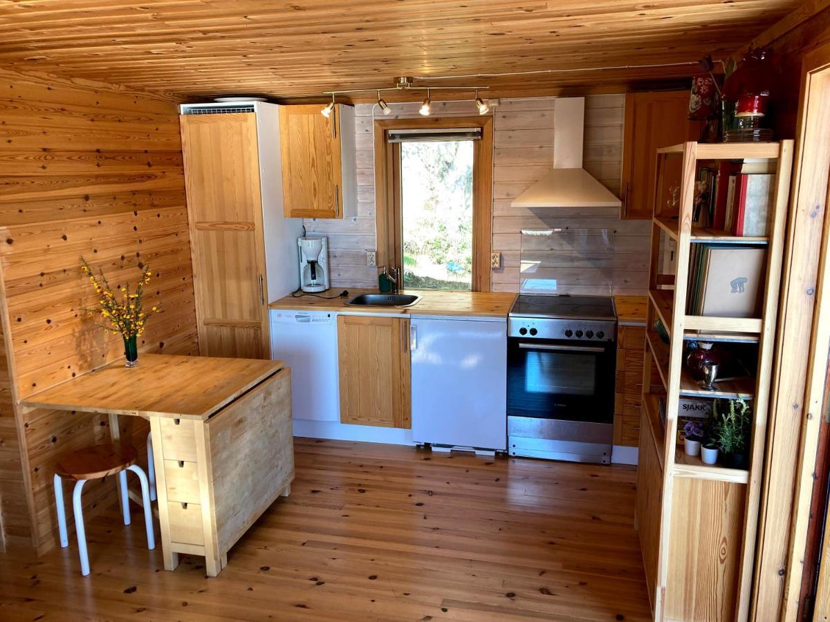 Bergen/sotra: Sea Cabin. Spa. Fishing. Boat Holiday home *
