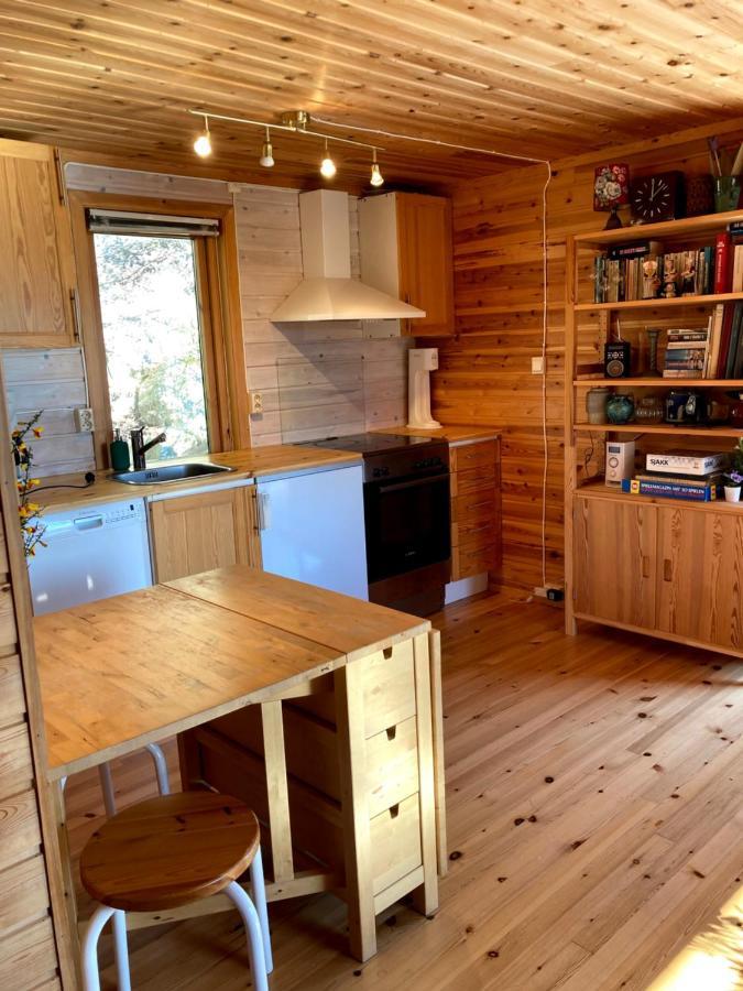 Bergen/sotra: Sea Cabin. Spa. Fishing. Boat Hébergement de vacances Haganes