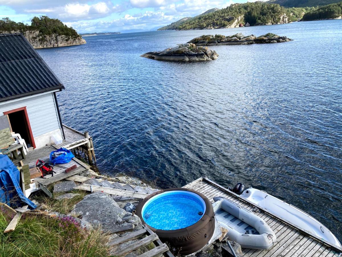 Bergen/sotra: Sea Cabin. Spa. Fishing. Boat *