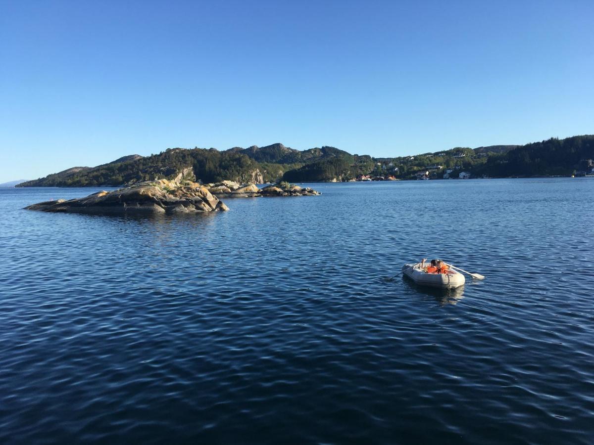 Bergen/sotra: Sea Cabin. Spa. Fishing. Boat Haganes