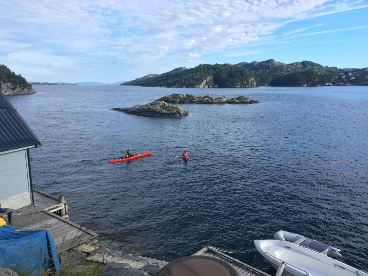 Bergen/sotra: Sea Cabin. Spa. Fishing. Boat *