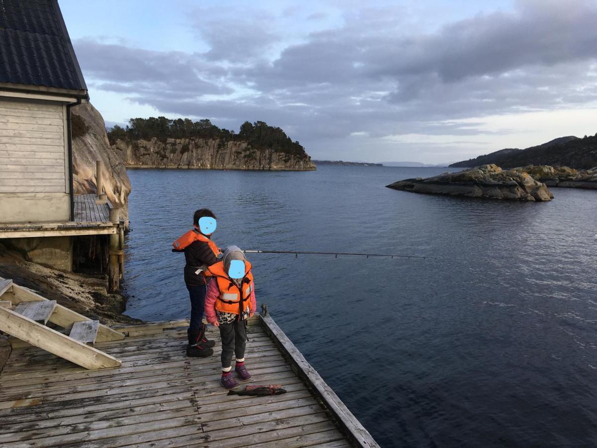 Bergen/sotra: Sea Cabin. Spa. Fishing. Boat *
