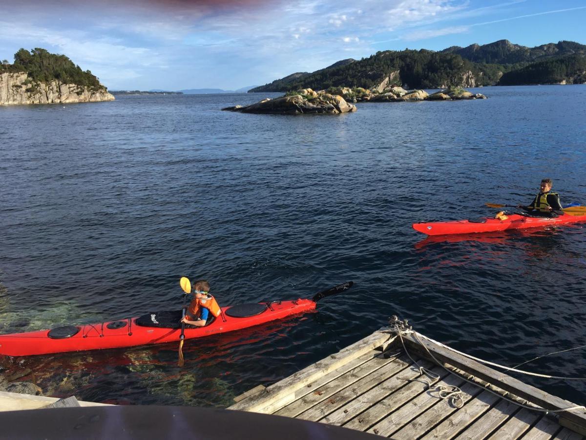 Bergen/sotra: Sea Cabin. Spa. Fishing. Boat *